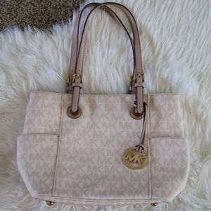 Michael Kors Jetsetter Purse- Light Pink